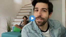 Pour illustrer le schéma actanciel (héros, quête, adjuvant, etc. ) Yannick De Martino raconte un de ses classiques, le film « Karaté Kid ». Le schéma actanciel